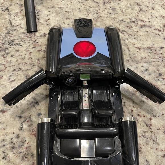 Jakks Disney Pixar INCREDIBLES 2 INCREDIBILE Car No Remote 15” Long - Picture 4 of 6